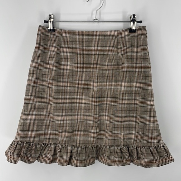 #1004 Cupcakes and Cashmere Plaid Matilda Caramel Mini
Skirt w/Ruffle Hem size 2 - Picture 9 of 14